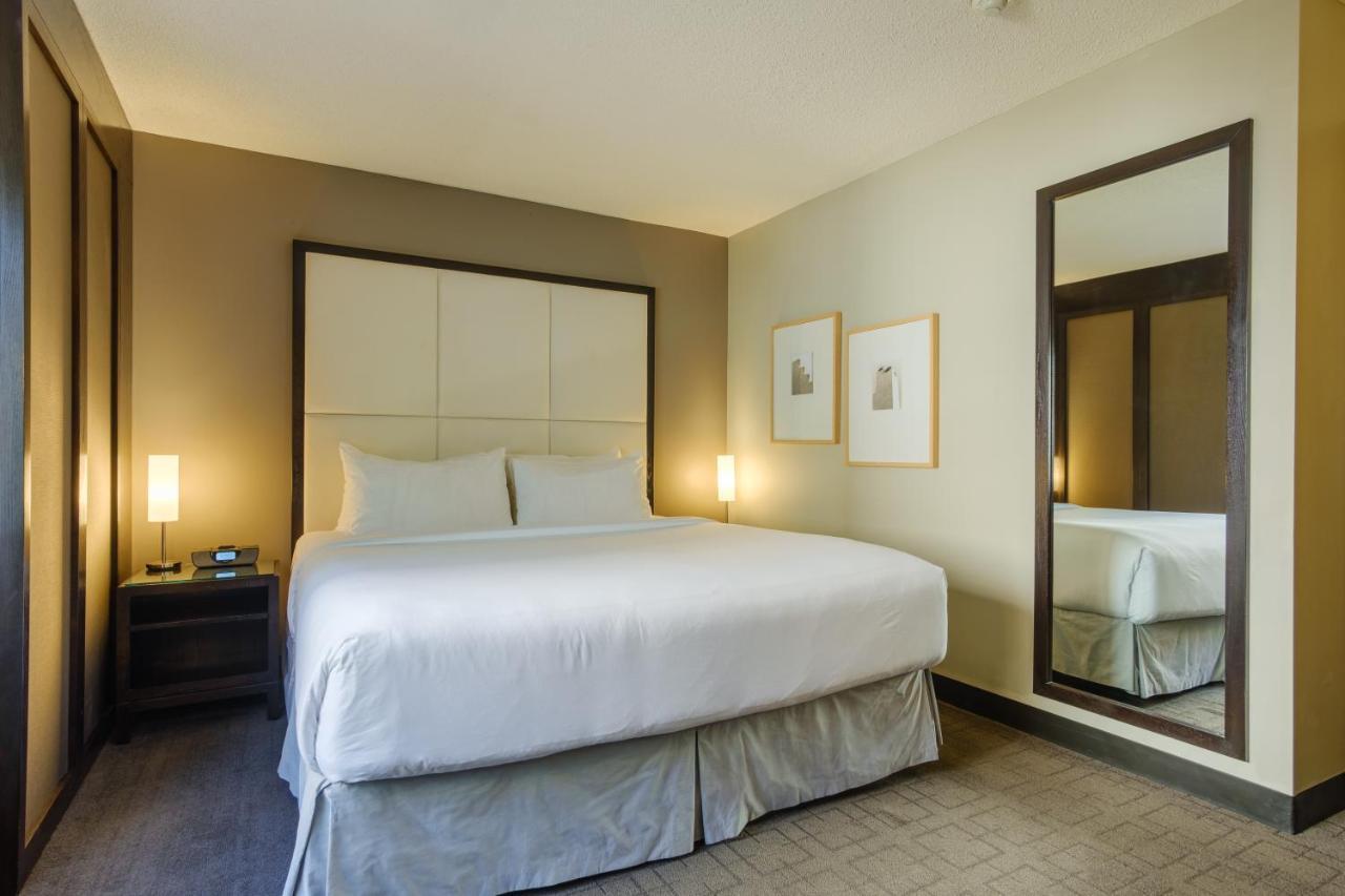 Luxueuse Suite Lit King-Size Romantique